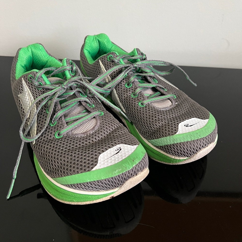 Altra Running Shoes Women Sz 8 Green Gray‎
